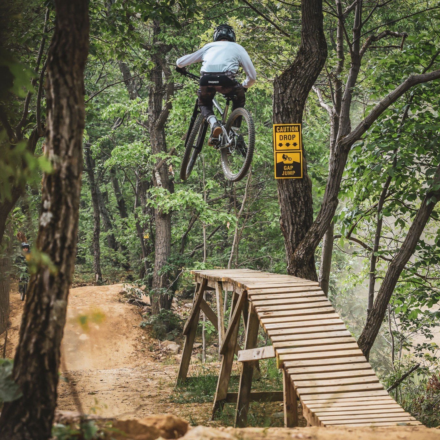 ⚠️ ⚠️ ⚠️ Das Rakan LT macht Laune im Bikepark ⚠️ ⚠️ ⚠️ 

#FujiRakanLT #FujiRakan #fujibikes #fuji #bicyclessince1899 #mtb #mtblife #bike #mountainbike #cycling #bikelife #mtblove #downhill #cyclinglife #enduro #mountainbiking #enduromtb #mtblifestyle #bicycle #bikes #pedal #roadbike #downhillmtb #ride #shimano #freeride #strava #instabike #bikepark